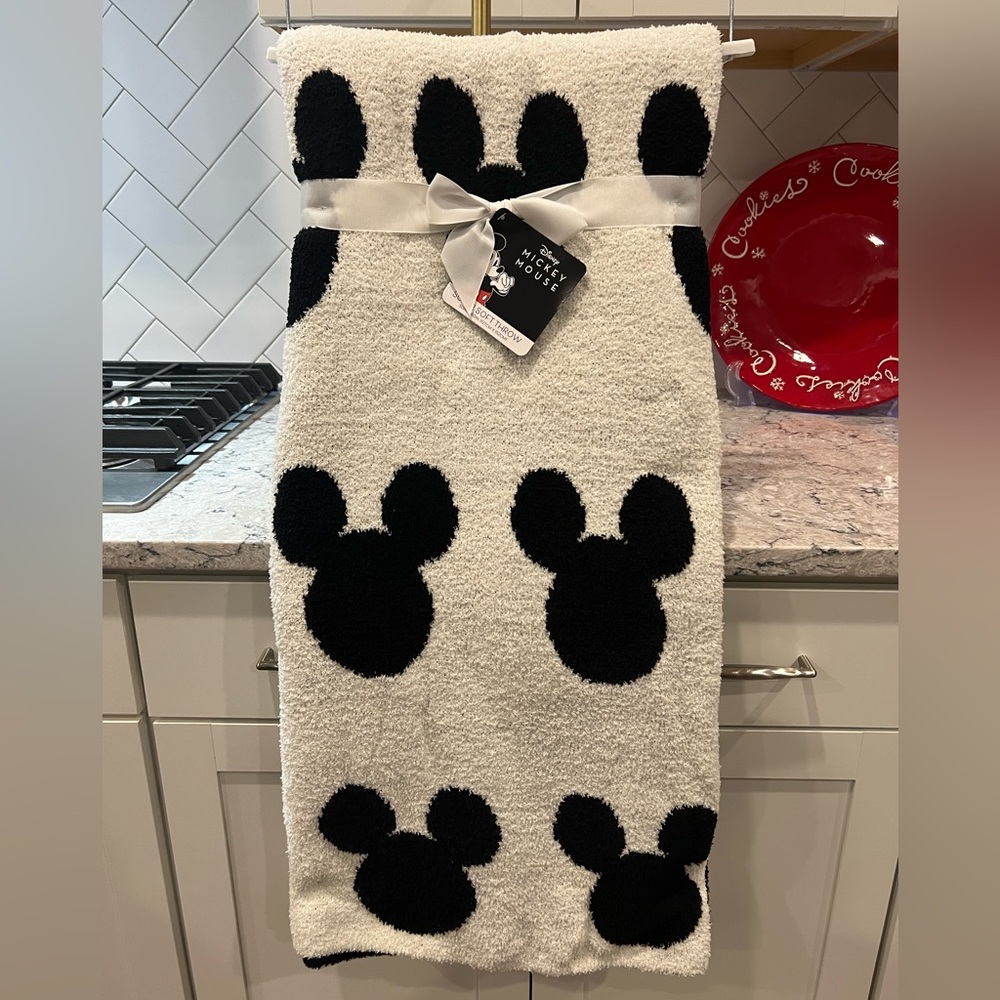 Disney Mickey Mouse Logo Throw Blanket 50” x 60” Super Soft White Black NEW